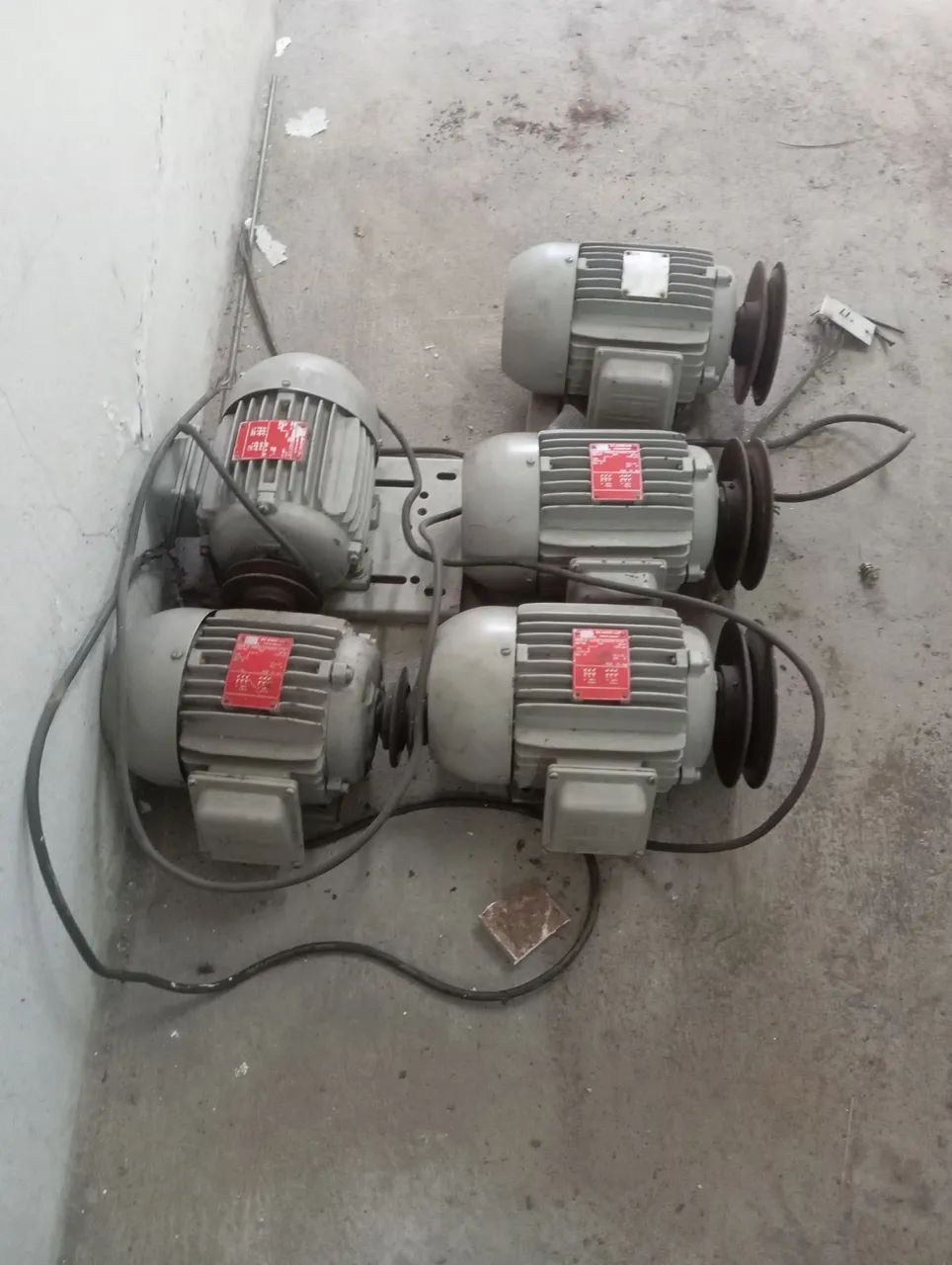 Motores elétricos industriais