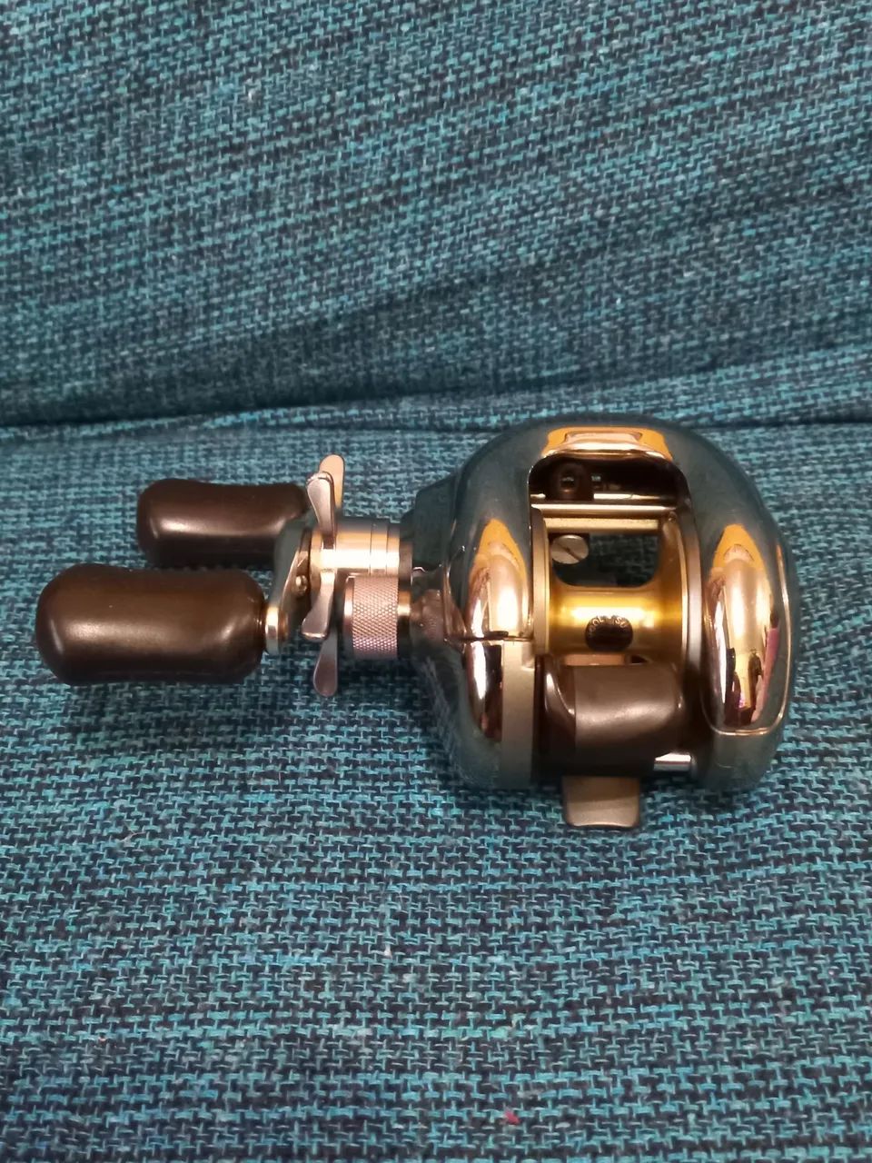 Carretilha perfil baixo Shimano Scorpion Antares 5 - USADA