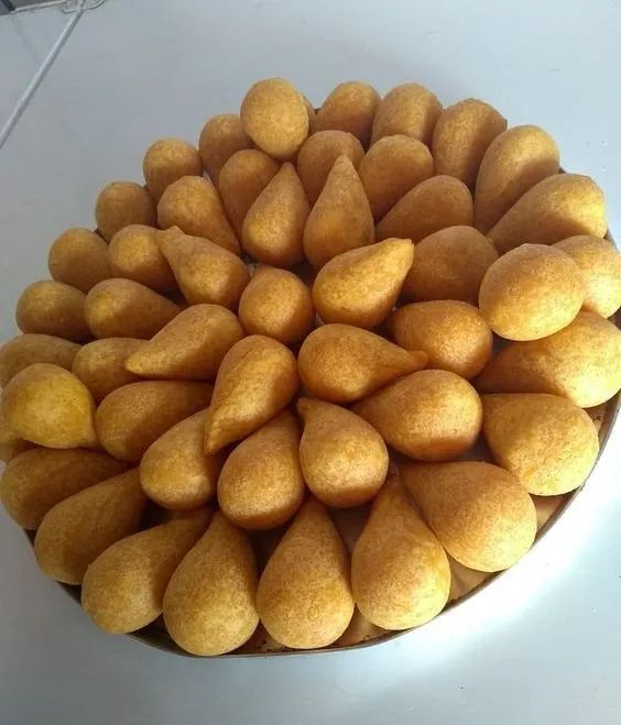 Fornecemos salgados e doces 