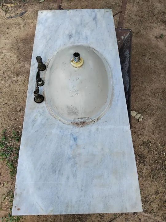 Pia de mármore com cuba em porcelana - Foto 2