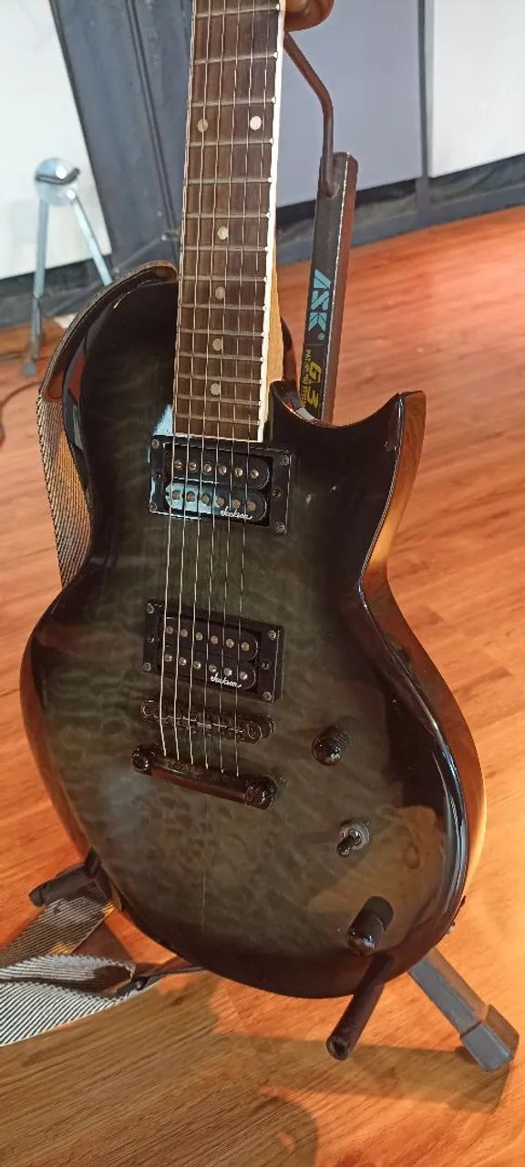 Guitarra Les Paul Jackson Monarkh