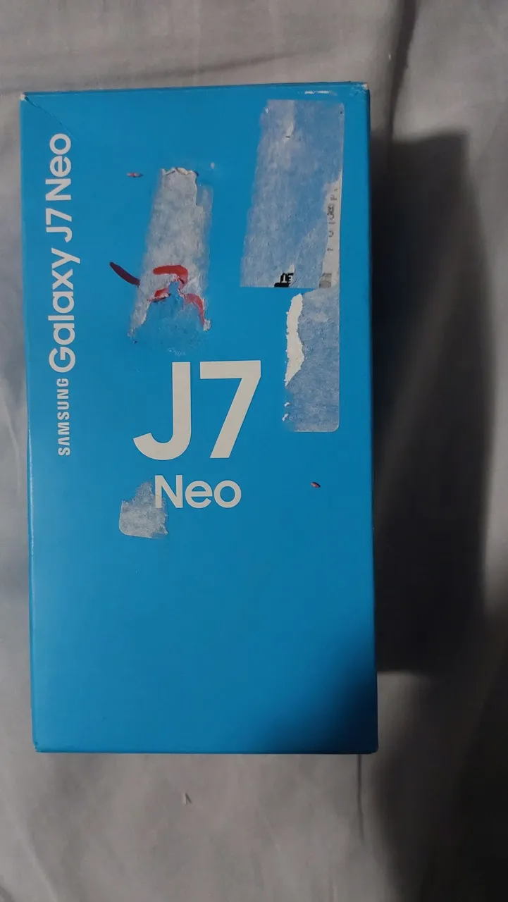 Samsung J7 Neo
