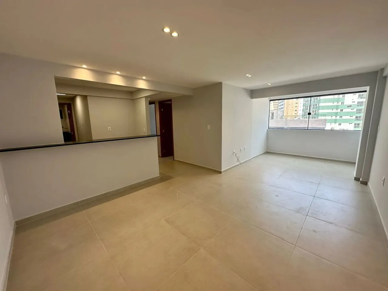 Madrid - Manaíra - 100m² - Sul - 03 quartos s/ 01 Suíte + DCE - Totalmente reformado - 250