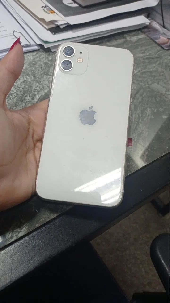 iPhone 11- 128gb - Foto 3