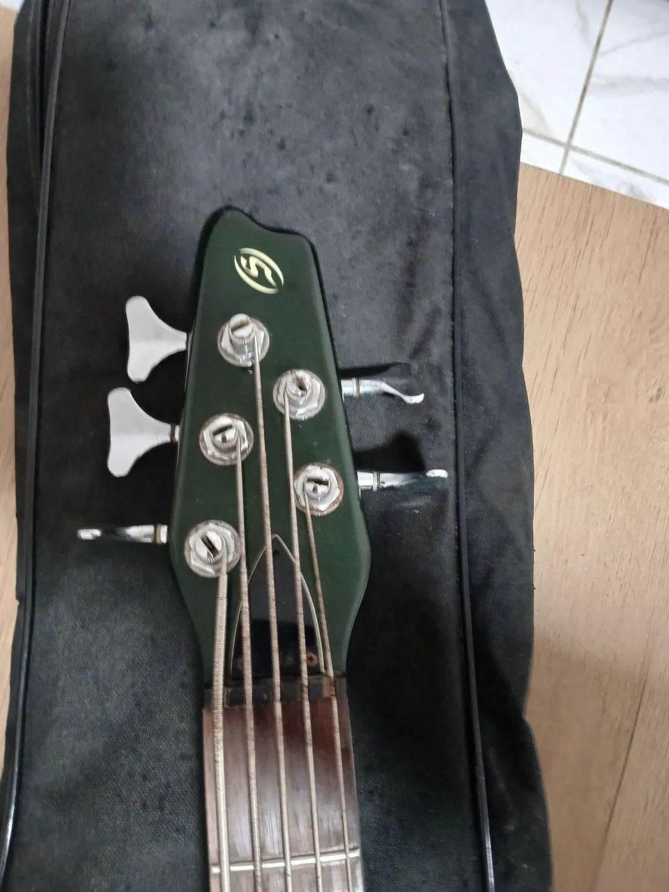Baixo strinberg 5 cordas  - Foto 2