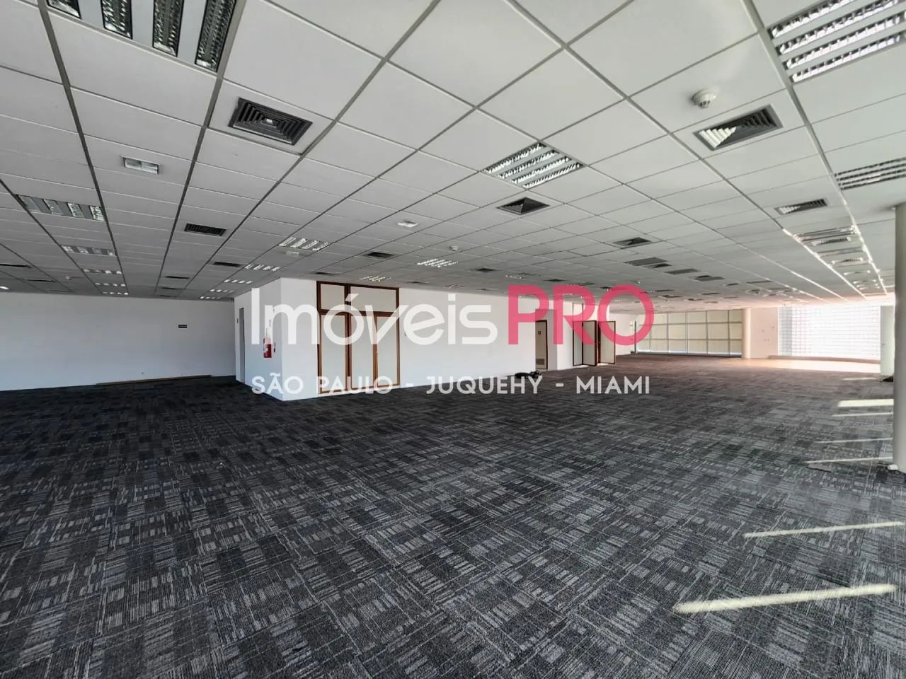 Locação de meia laje comercial em Alphaville com heliponto proximo ao Shopping com 611m2 e - Foto 4