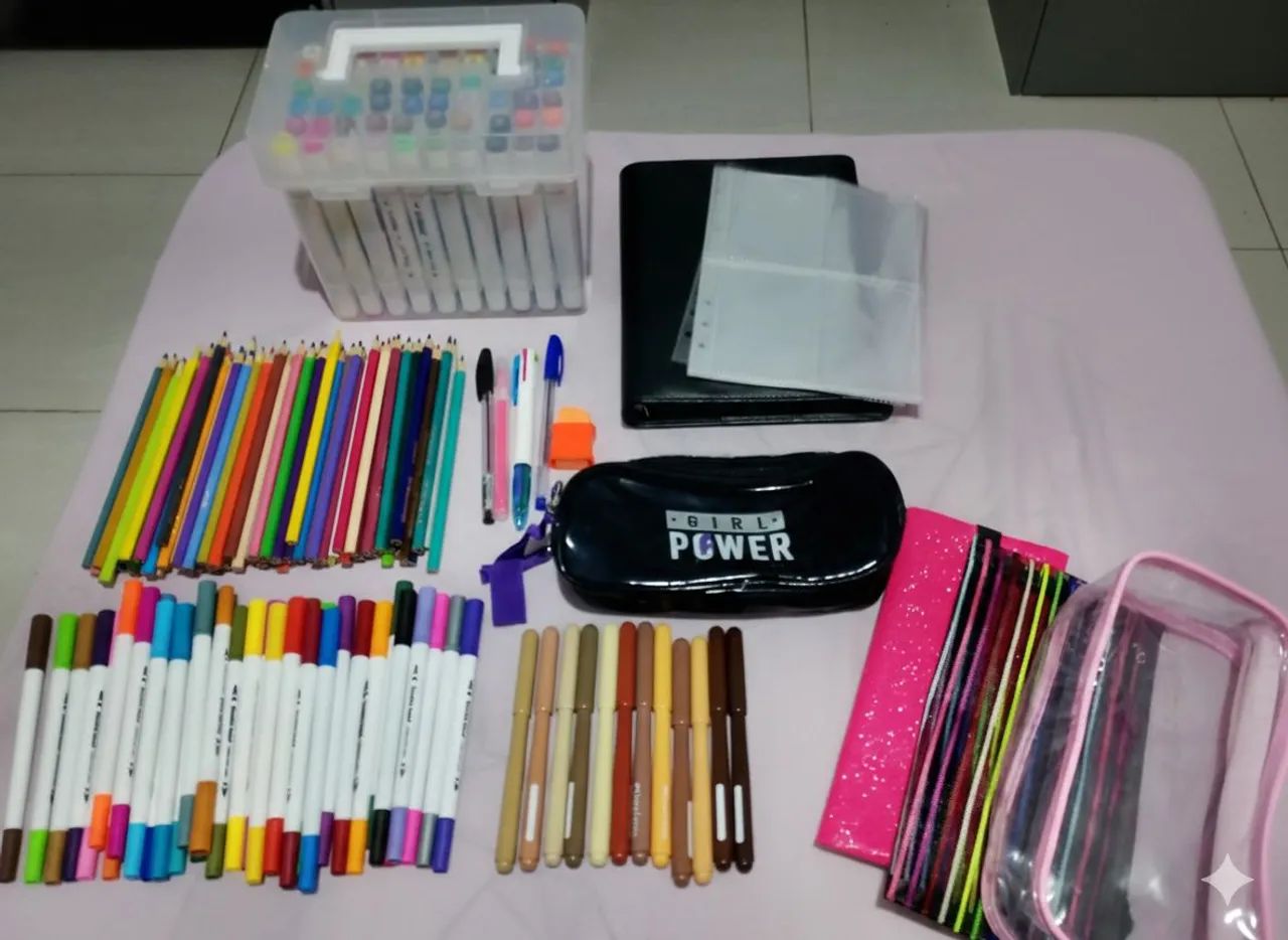 Kit/desapego papelaria 