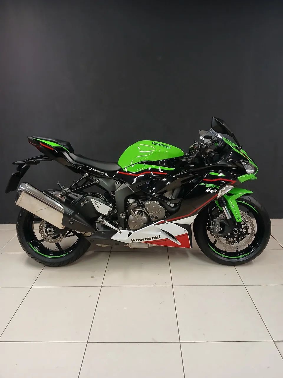 Kawasaki Zx-6r 636cc 2021 - 1499804254 | OLX