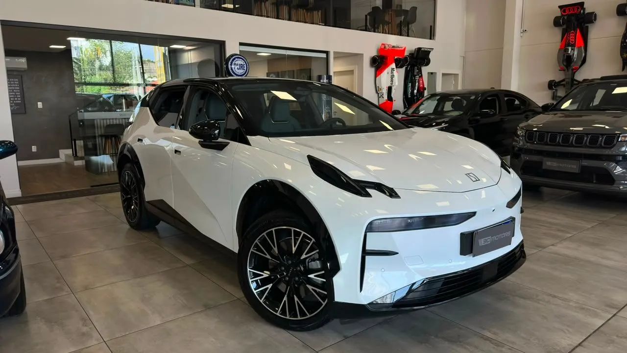 Zeekr X Flagship Flagship (elétrico) 2025