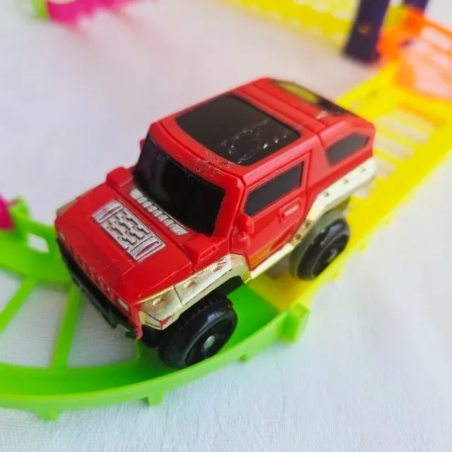 pista montar radical carrinho automático 25 peças - Foto 2