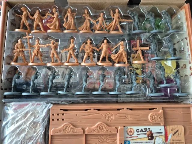 Jogo Zombicide Undead or Alive - Foto 3