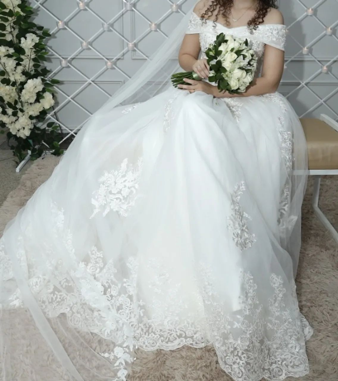 VESTIDO DE NOIVA BORDADO - FESTA DE CASAMENTO