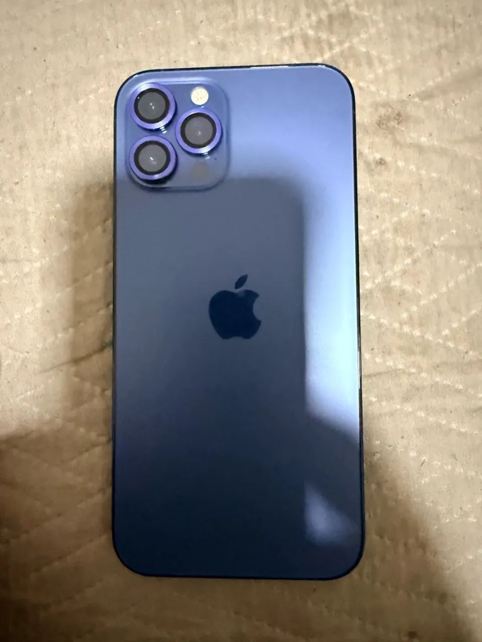 Vendo iPhone 12 Pro Max em ótimo estado 