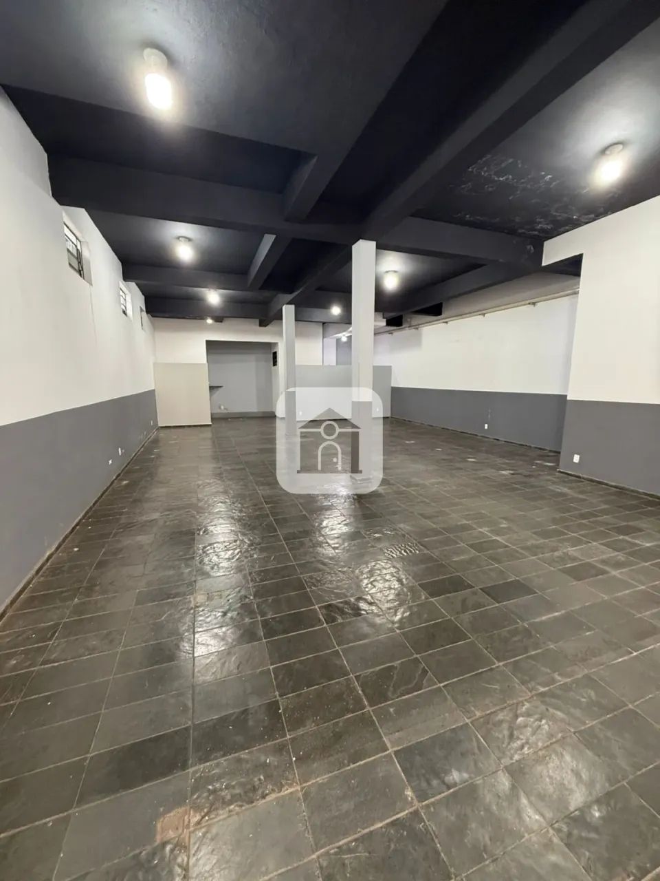 LOJA COMERCIAL EXCELENTE LOCALIZAÇÃO BAIRRO GOIAS - Foto 2