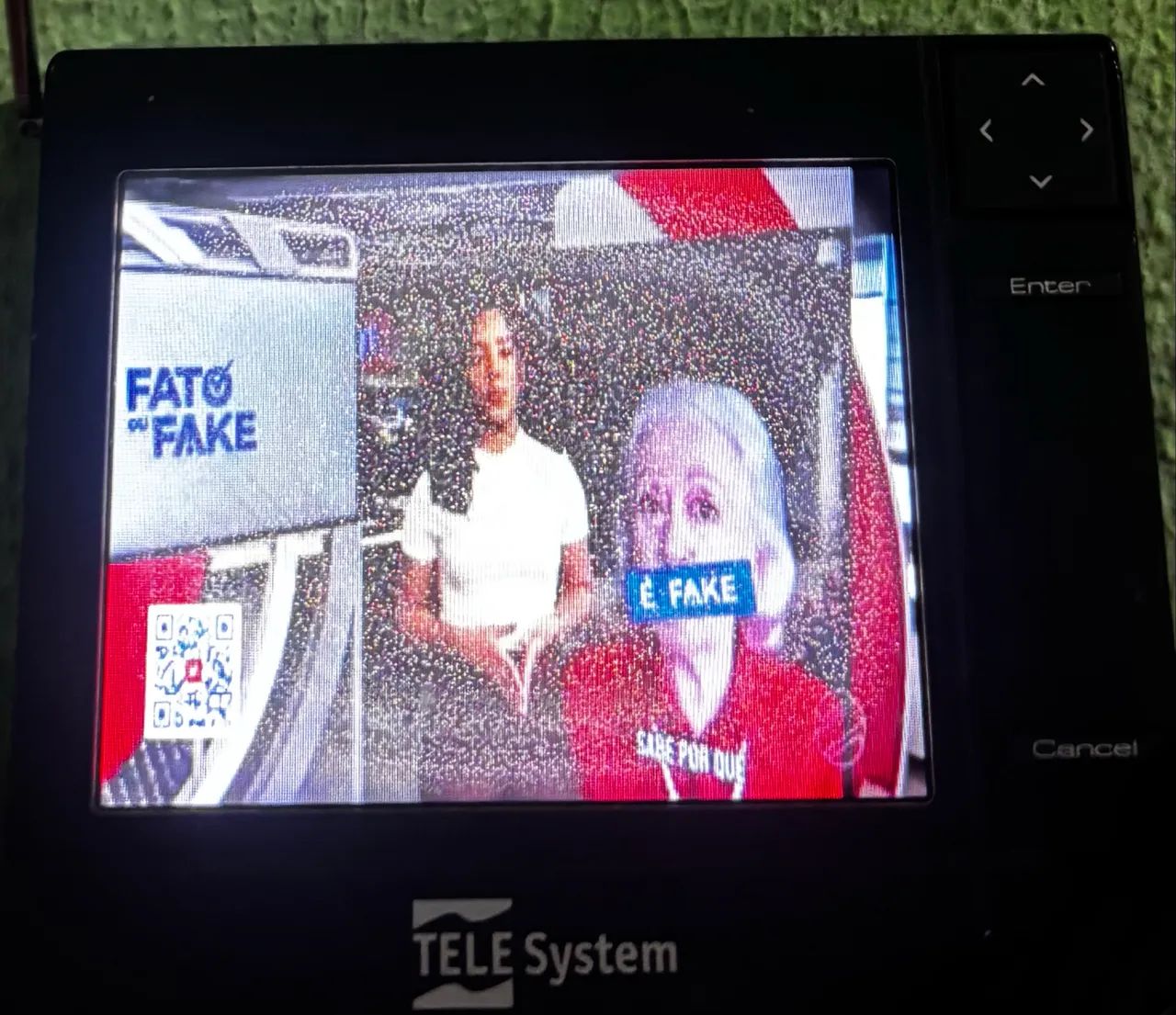 TV Portátil Tele System Digital - Perfeita para levar para qualquer lugar! - Foto 2