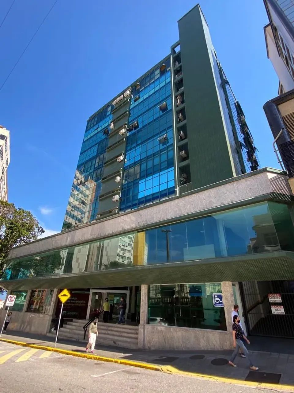 Sala/Conjunto para venda possui 140 metros quadrados em Centro - Florianópolis - Santa Cat