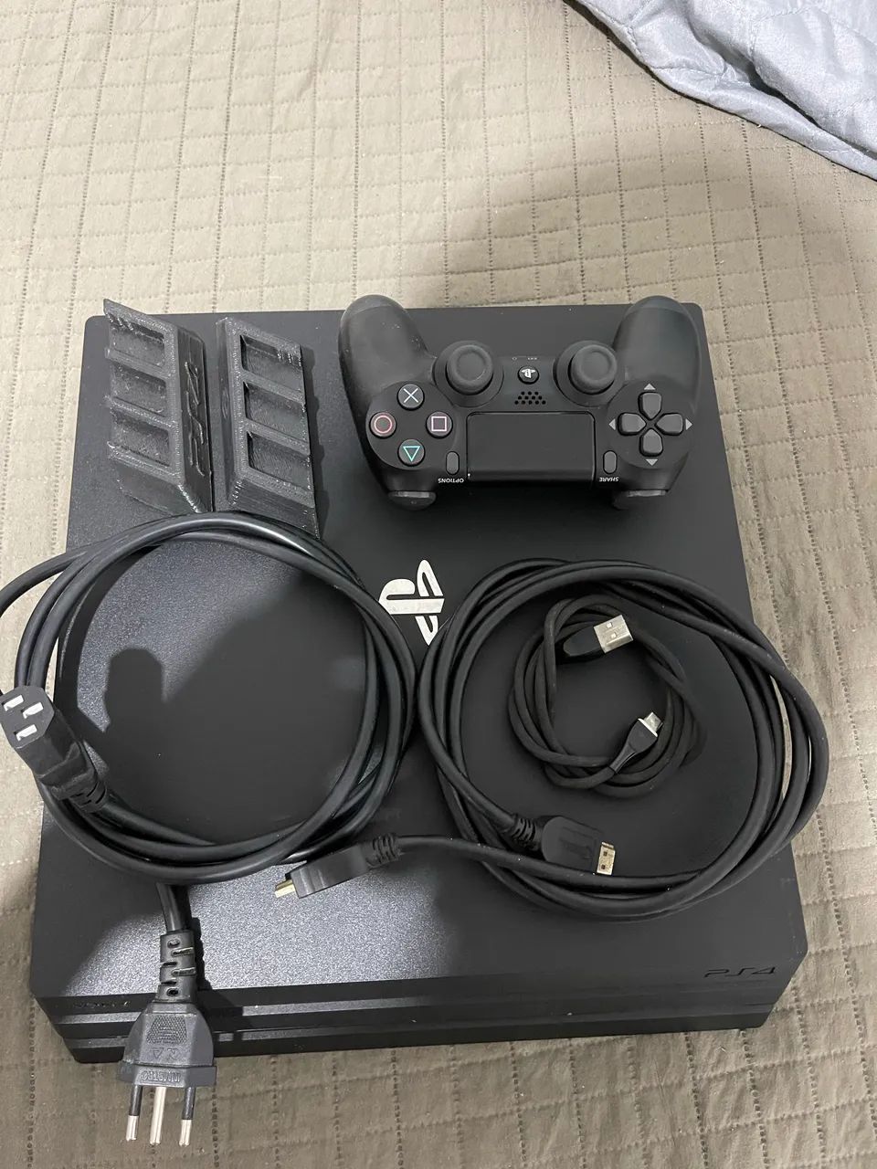 PS4 PRO 1TB - Foto 3