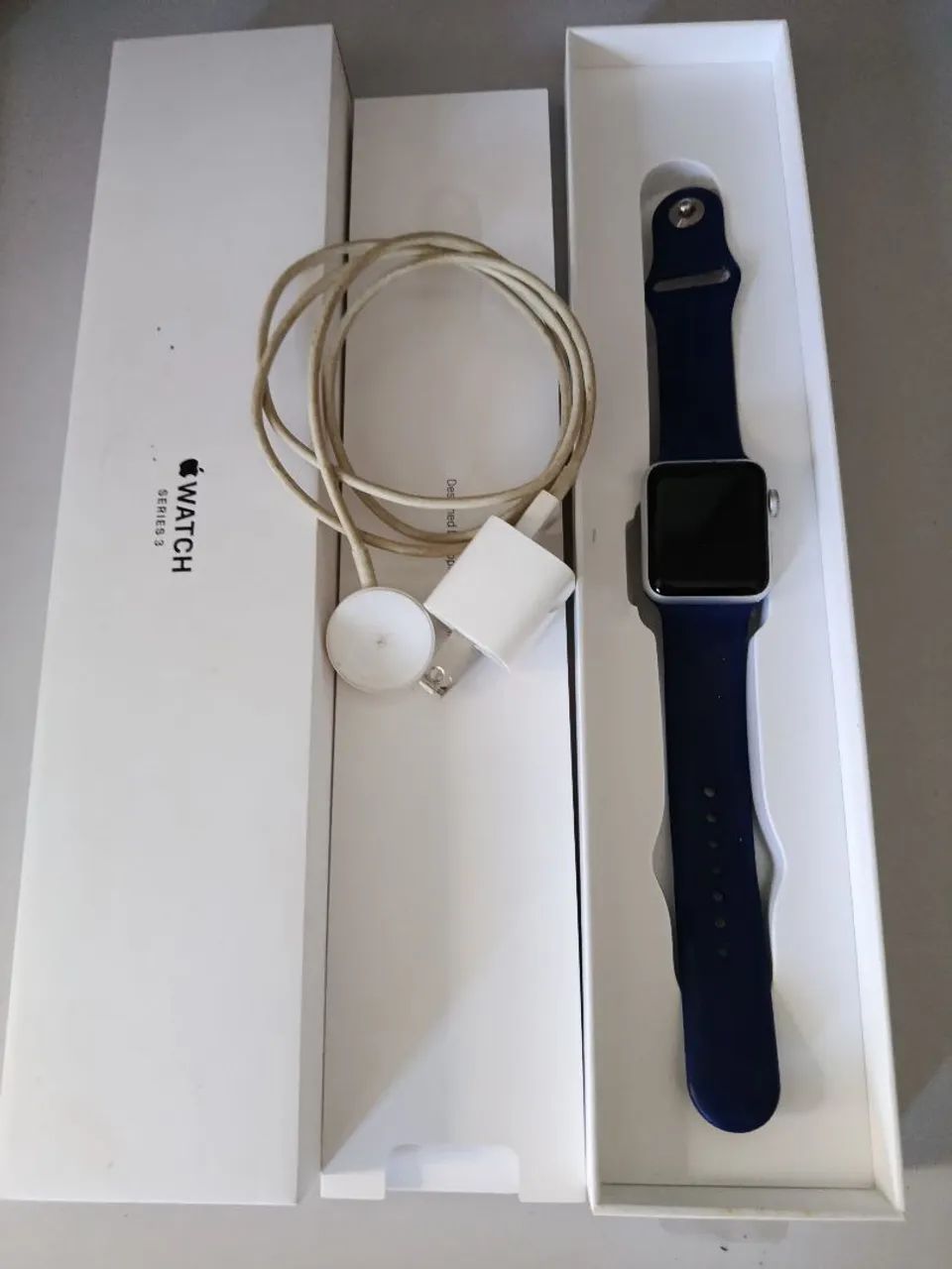 Apple Watch Series 3 - GPS - 38mm - Modelo A1858