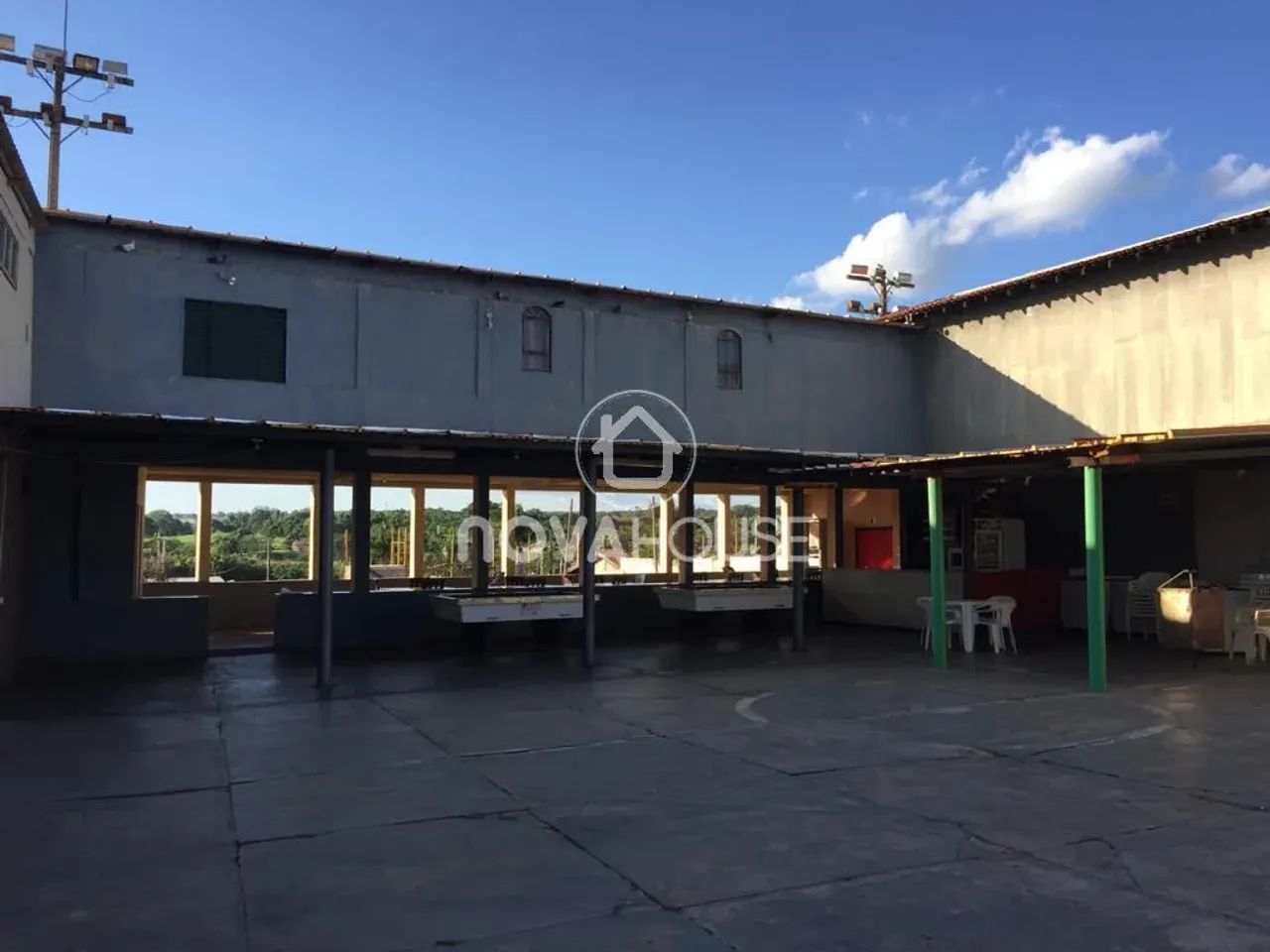 PRÉDIO COM CAMPO DE FUTEBOL E PISCINA À VENDA - Foto 3