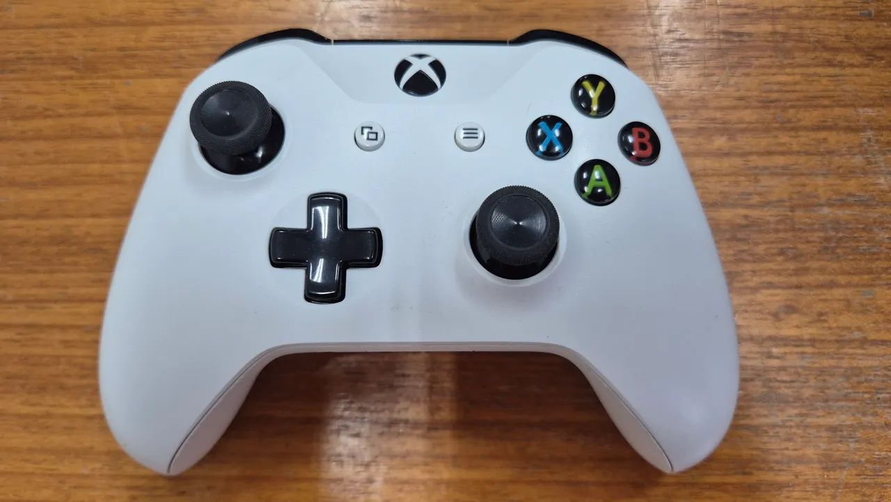 Controle do Xbox One S funcionando 100%