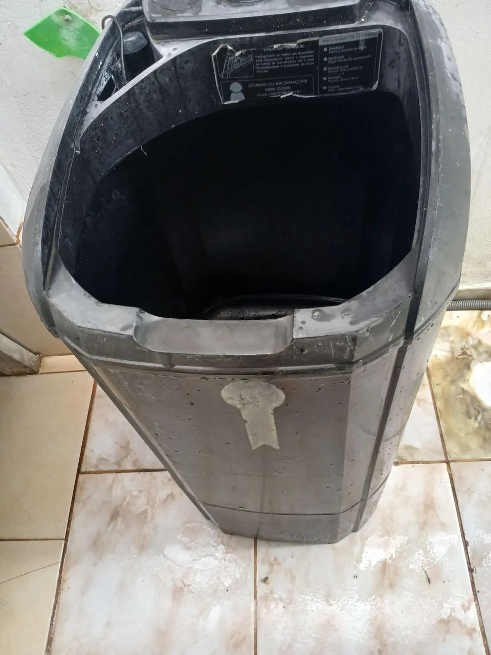 Tanquinho de lavar roupa