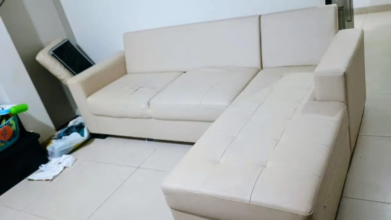 Sofá de canto com chaise