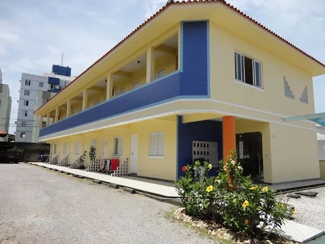 Ótima kit mobiliada próximo à Beira-Mar de São José - Foto 2