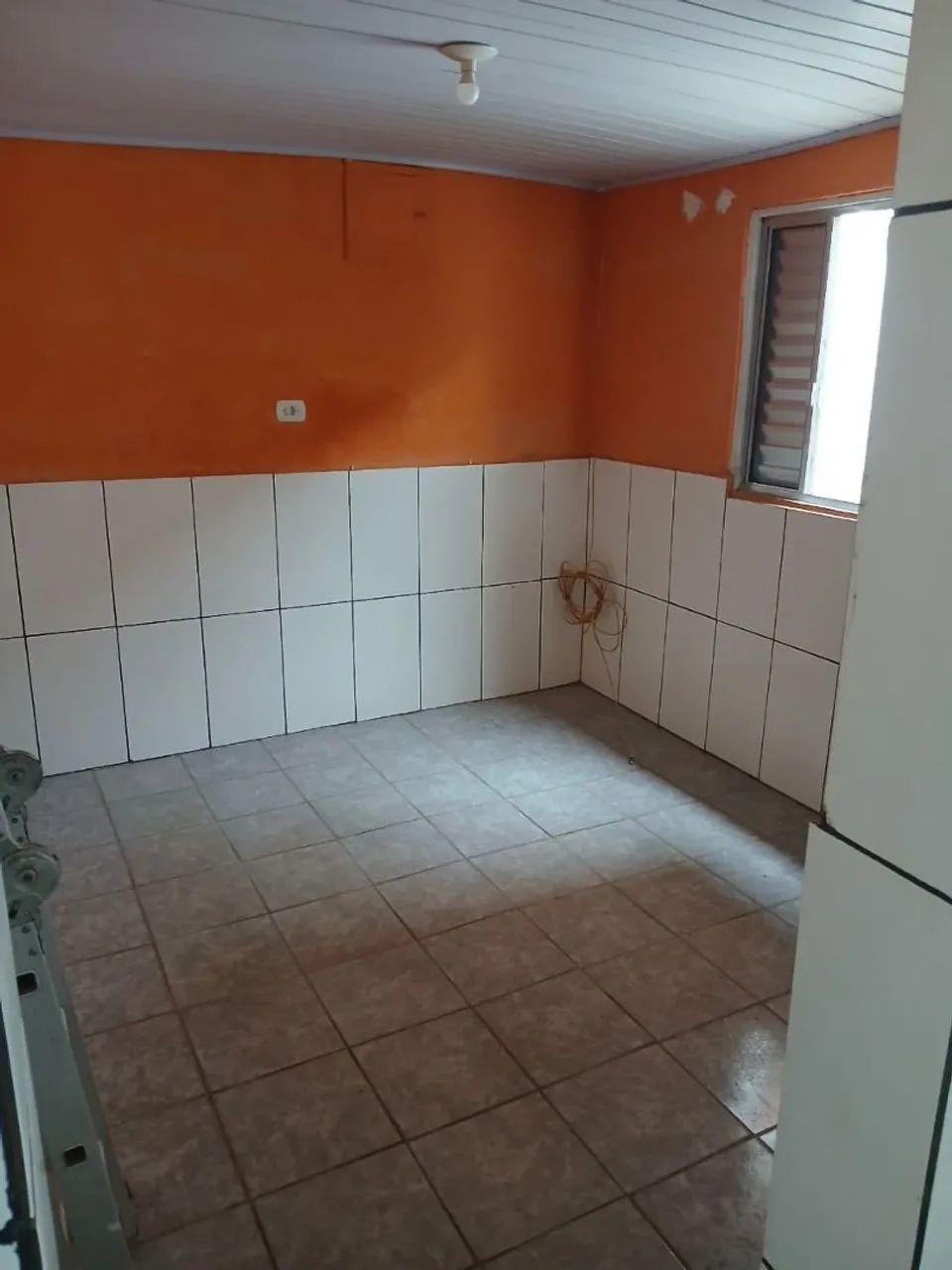 Aluga-se casa de 2 cômodos  - Foto 3