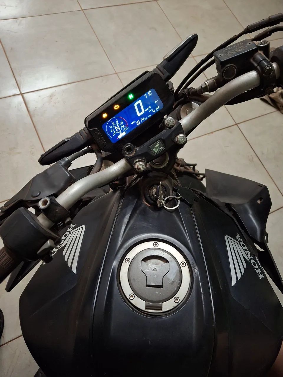 CB300F - Foto 3