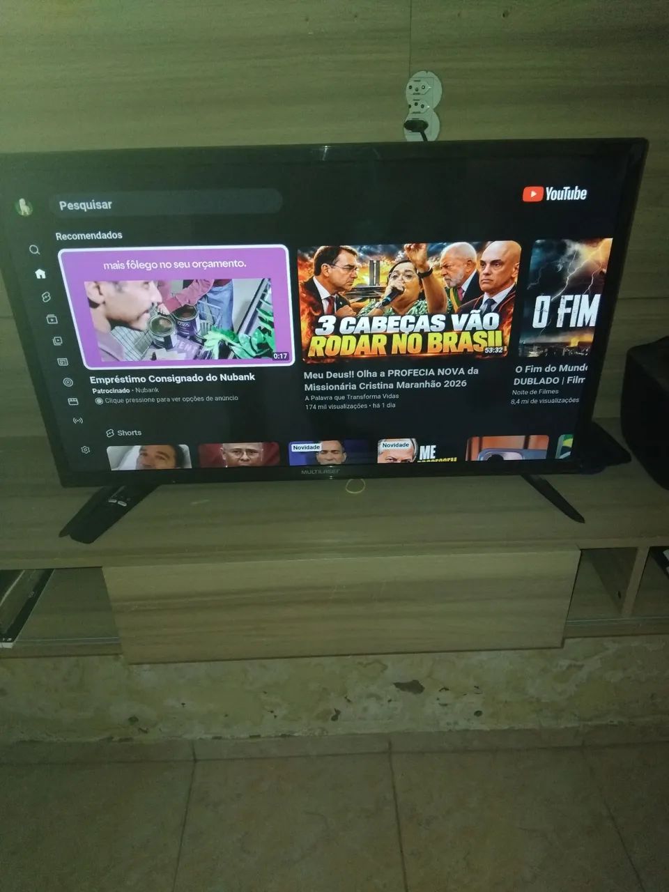 Vendo smart tv 32 valor R$800 contato  * - Foto 2