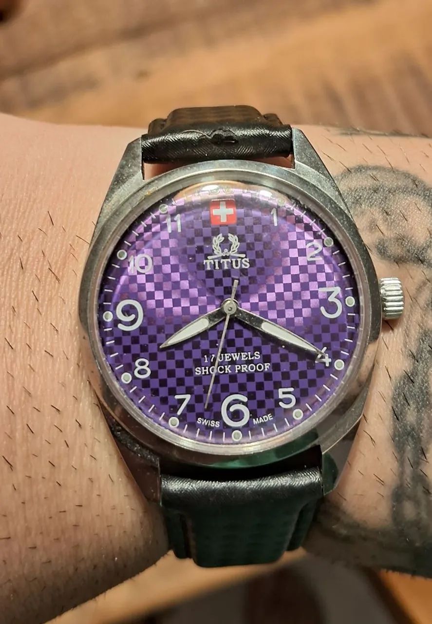 Relógio Titus Vintage Swiss Made 