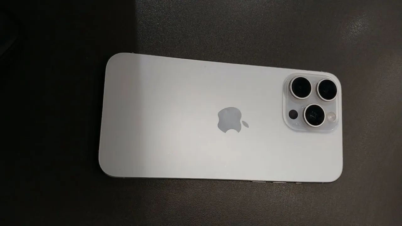 IPHONE 15 pro max - Foto 2