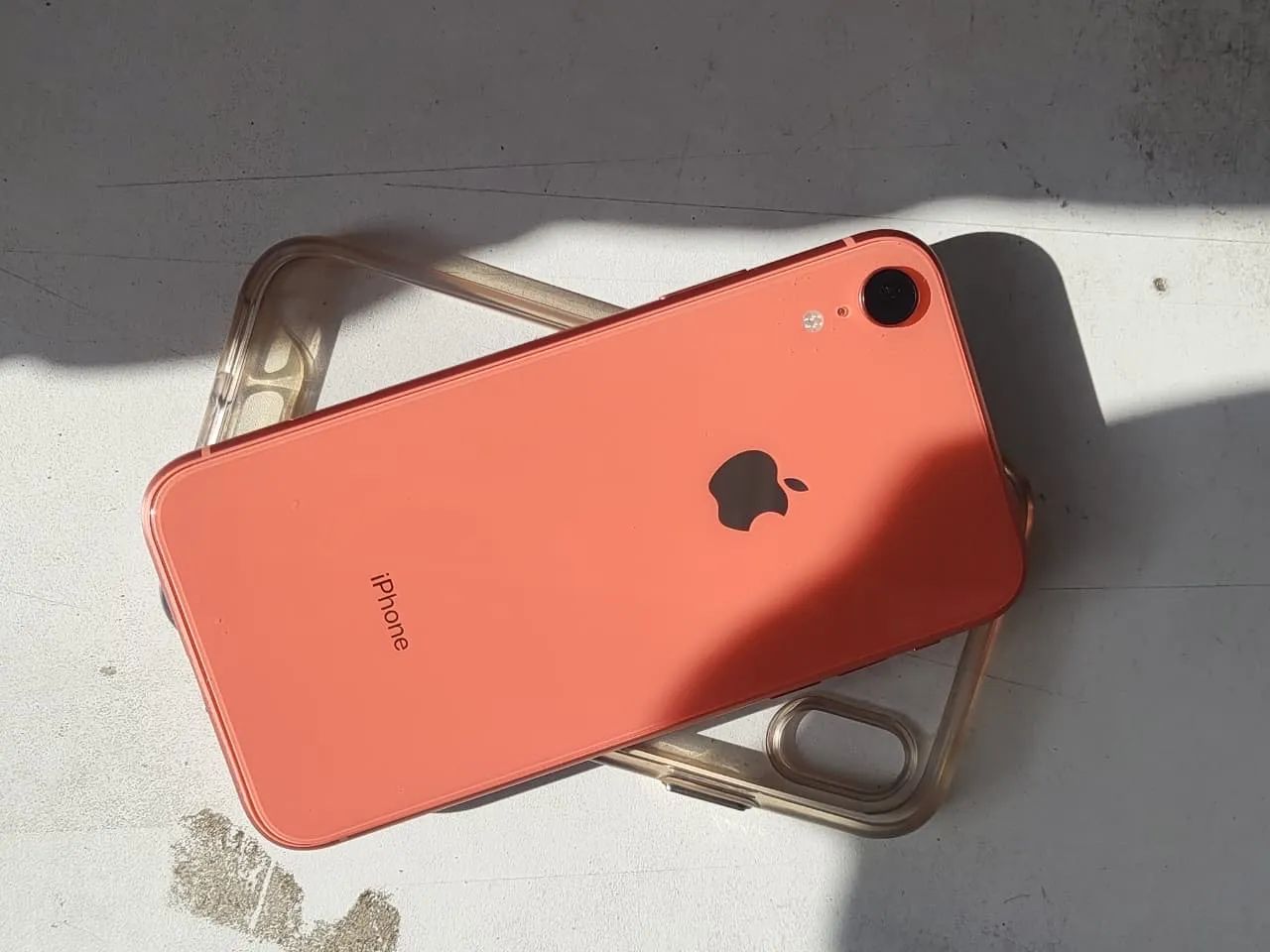 iPhone XR 64gb troco  - Foto 4