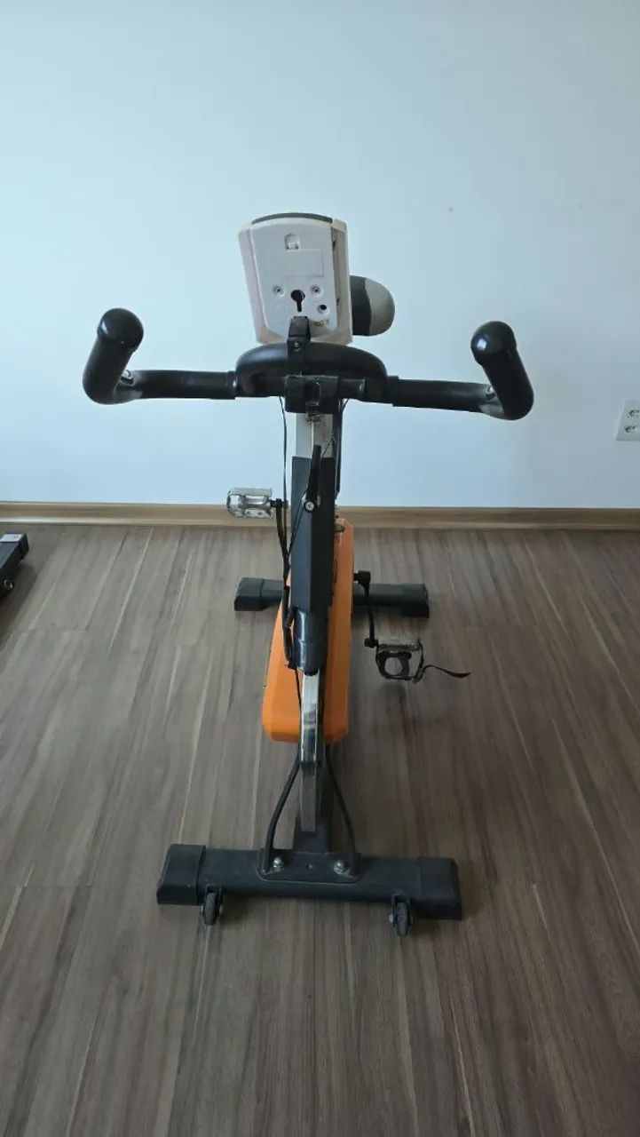 Bicicleta ergométrica - Foto 2