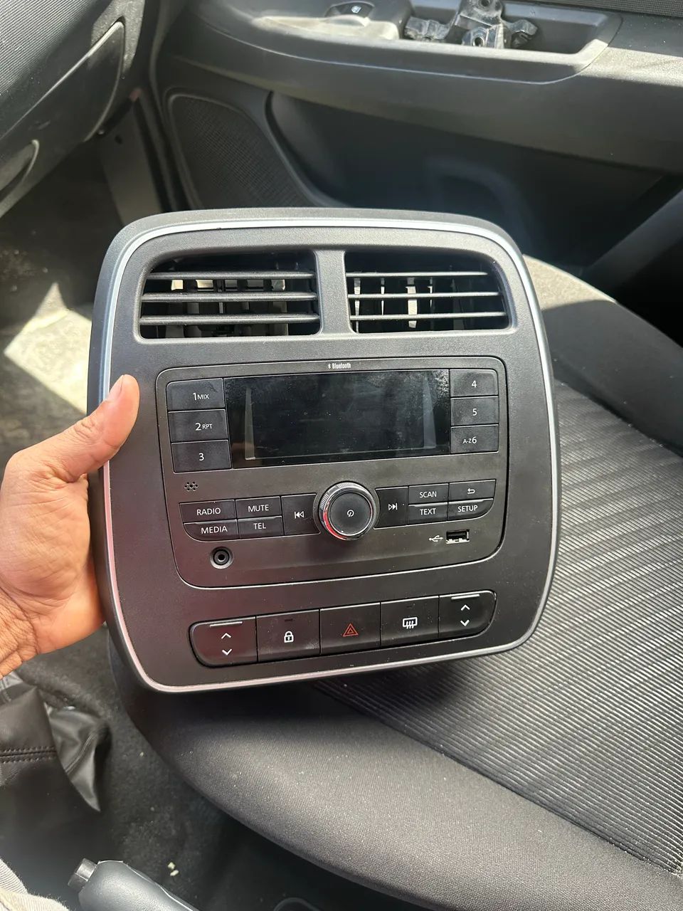 Central multimídia kwid 2020 - Foto 3
