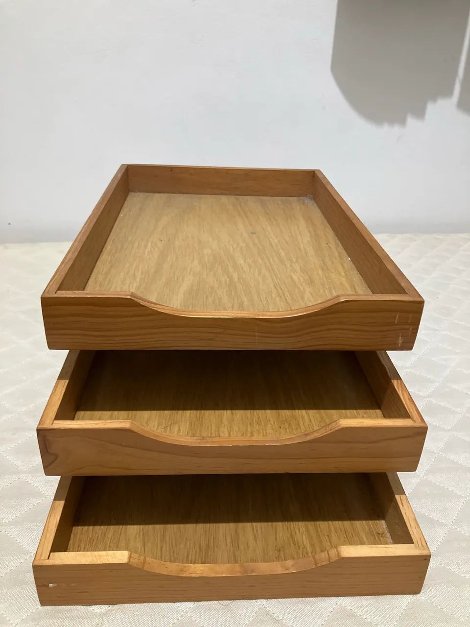 Organizador de Mesa Vintage - 3 Bandejas em Madeira Maciça - Foto 2