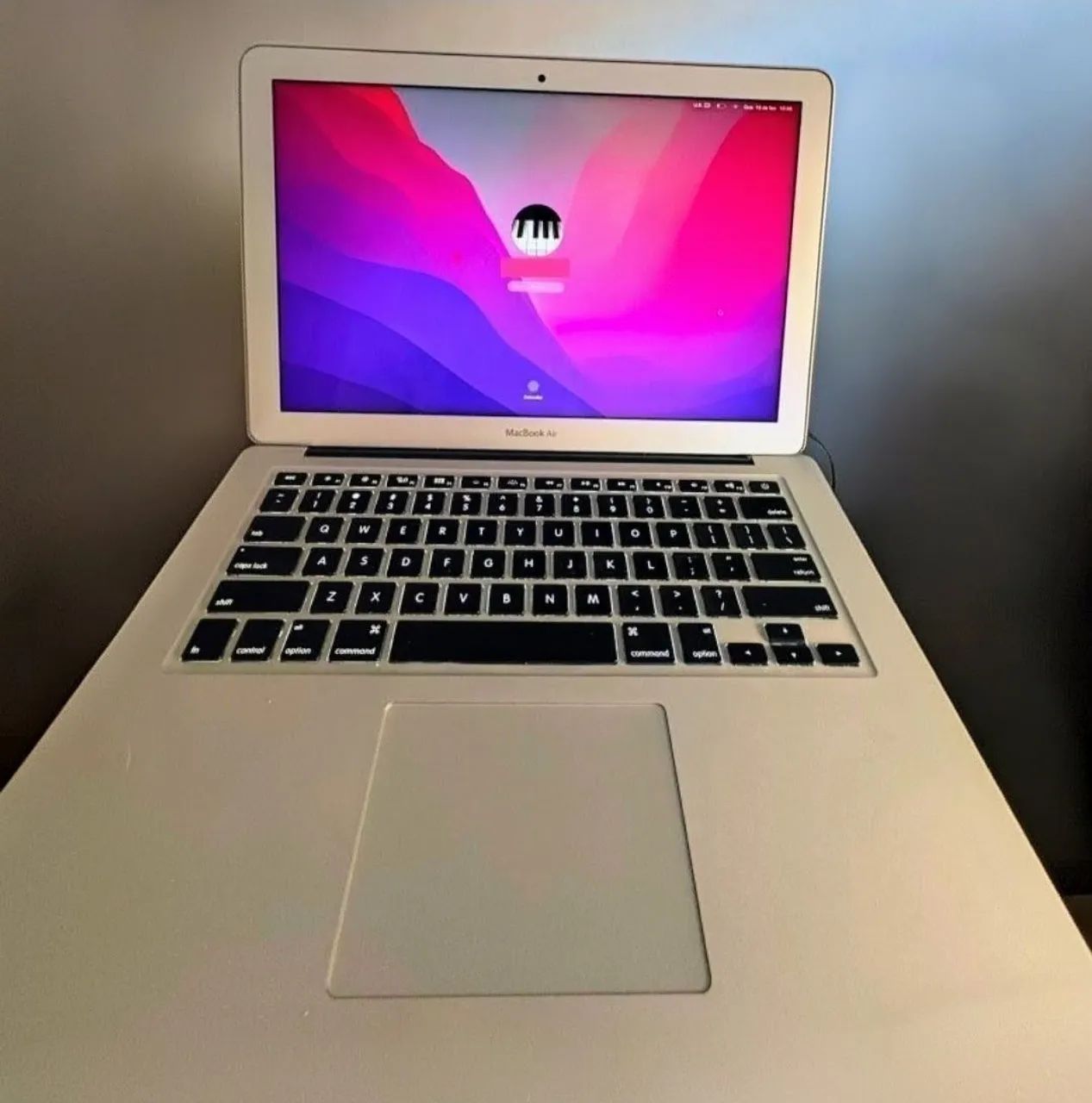 MacBook Air 13, Intel Core i5, 8GB RAM, SSD, Excelente Estado