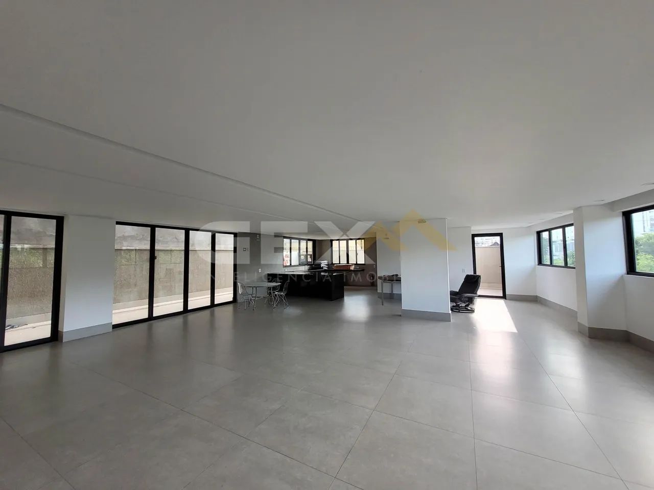 Apartamento à Venda com 04 Quartos no Bairro Sidil em Divinópolis MG. - Foto 2
