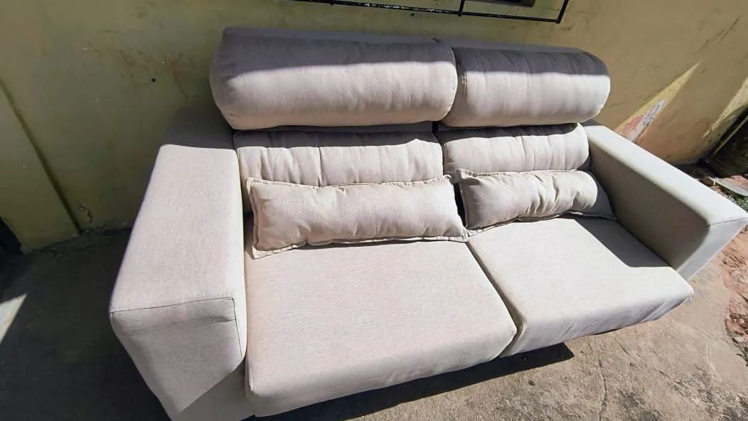 Sofá retrátil e reclinável  - Foto 4