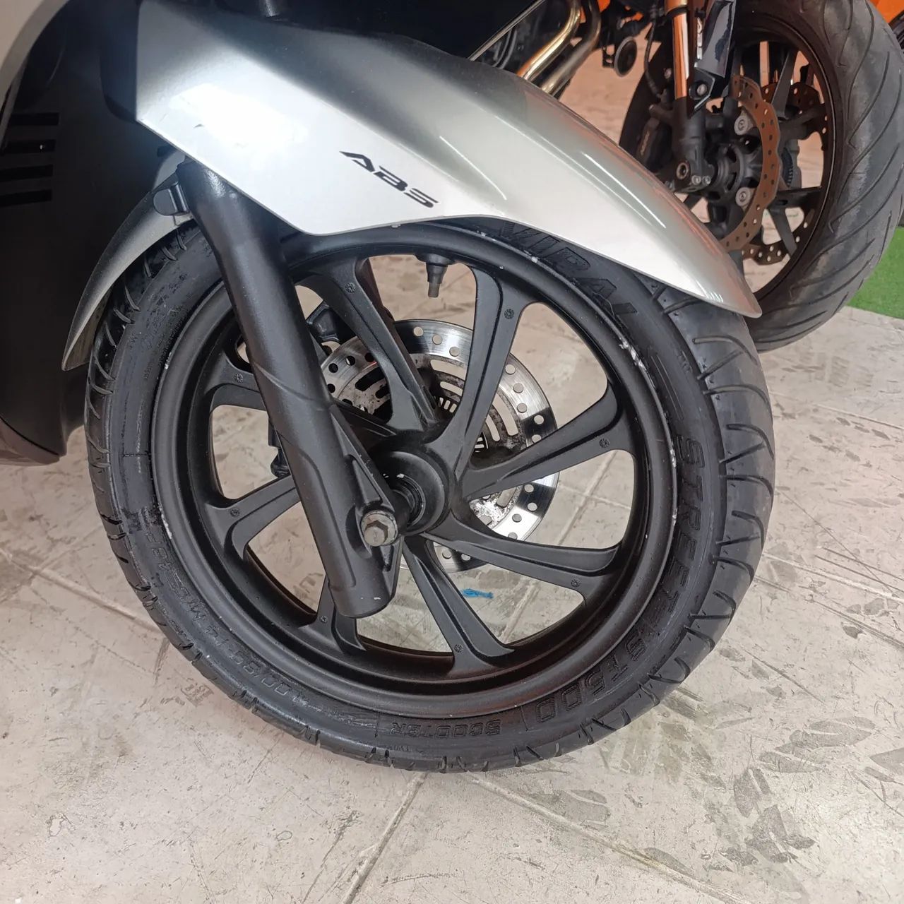 PCX DLX ABS 2022 - Foto 2