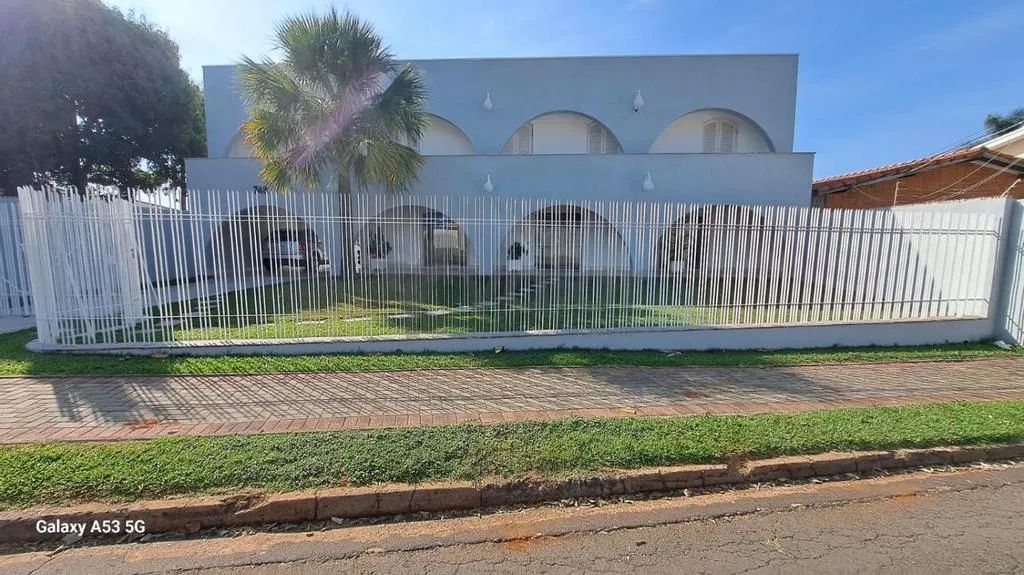 Casa à venda e para alugar em Campinas, Parque Taquaral, com 4 suítes, com 702 m²