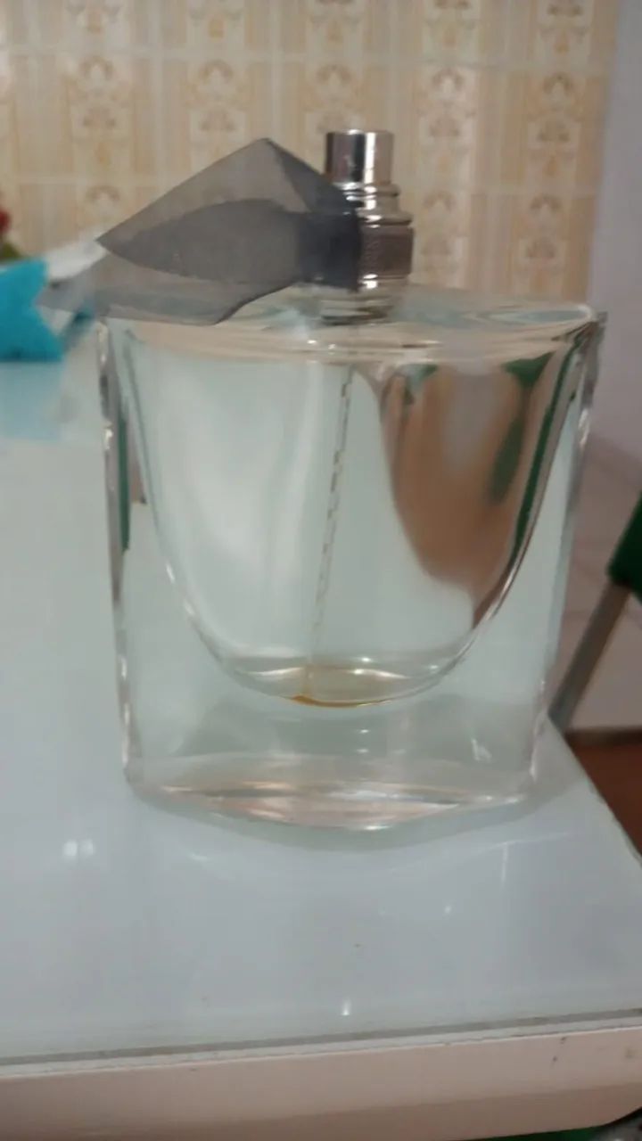 FRASCOS DE PERFUMES VAZIOS - 25 REAIS A UNIDADE - Foto 4