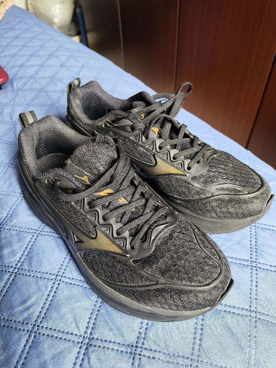 Mizuno quase novo, usado duas vezes - Foto 2