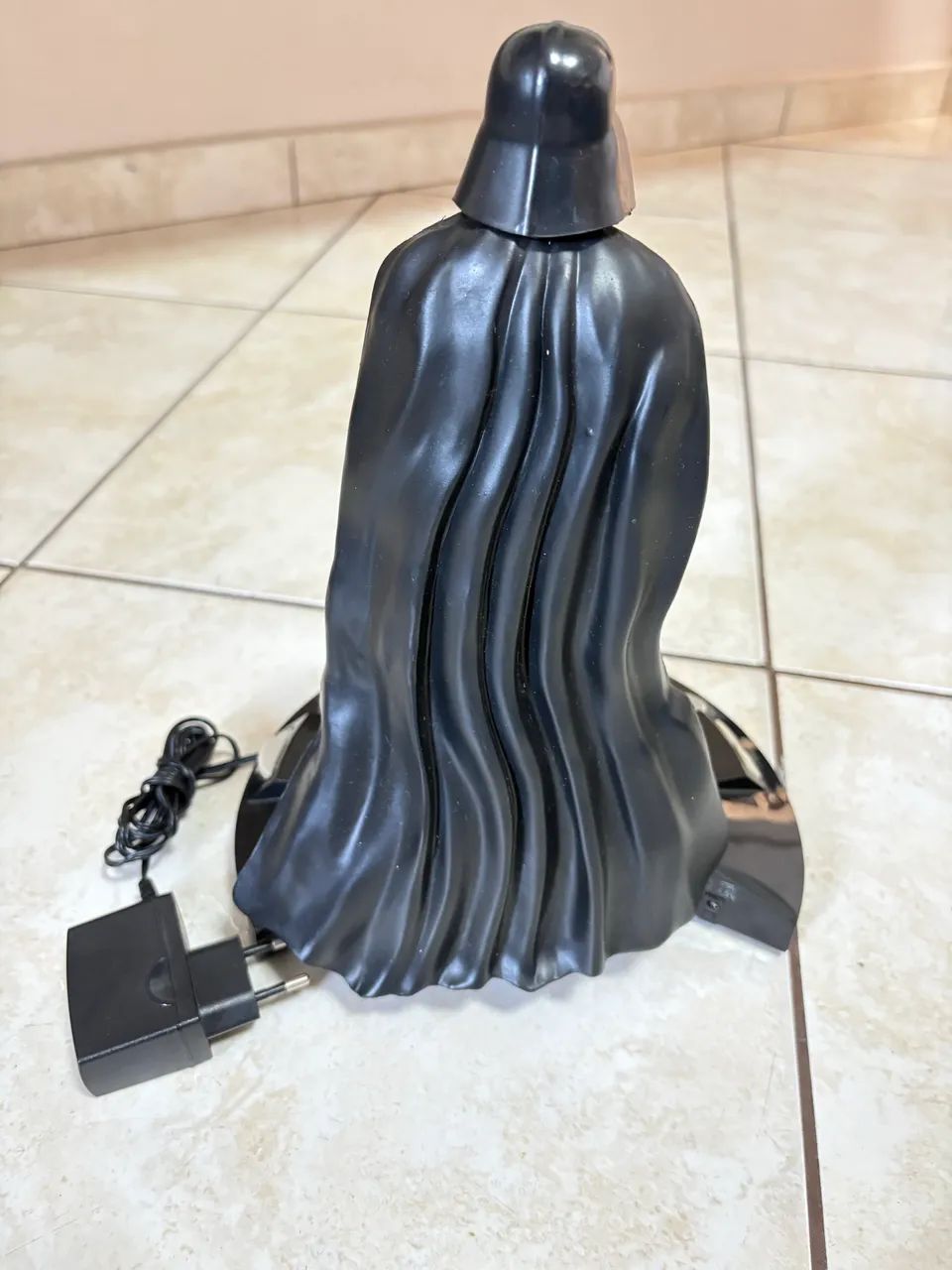 Rádio relógio original Darth Vader funcionando  - Foto 2