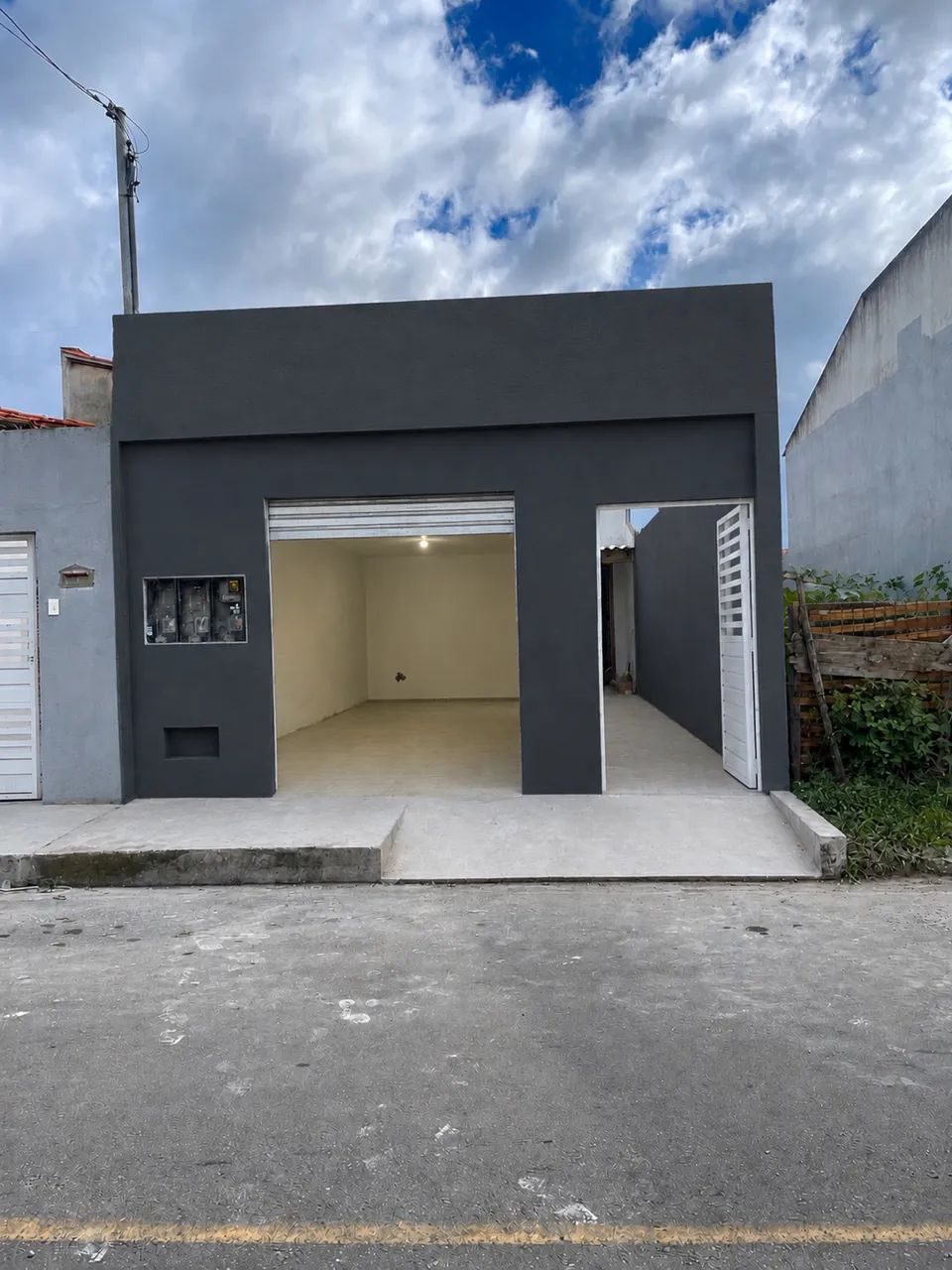 ALUGA PONTO COMERCIAL 
