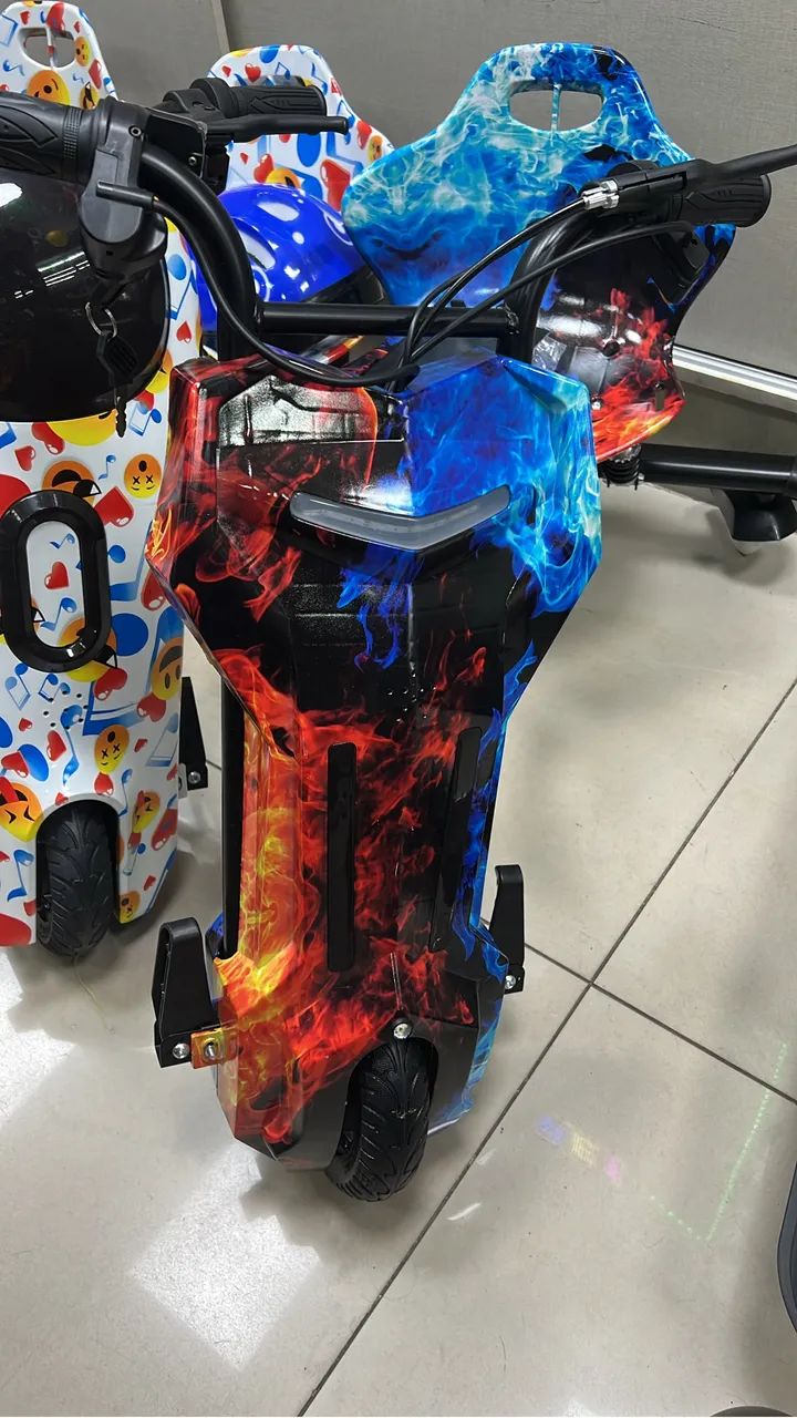 Triciclo elétrico 