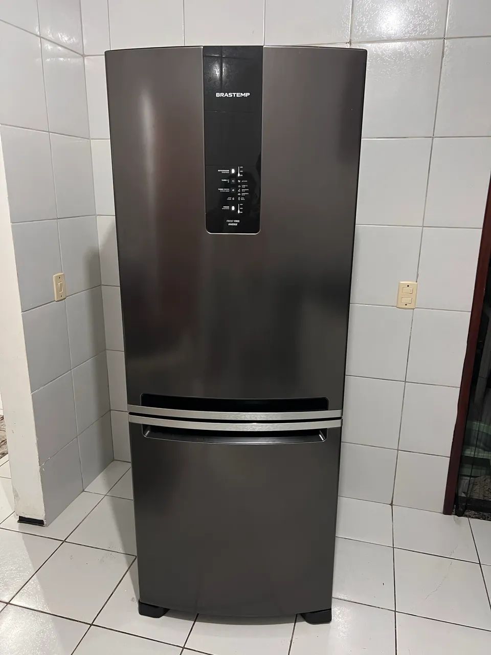 Geladeira brastemp inverse 482L - Foto 4