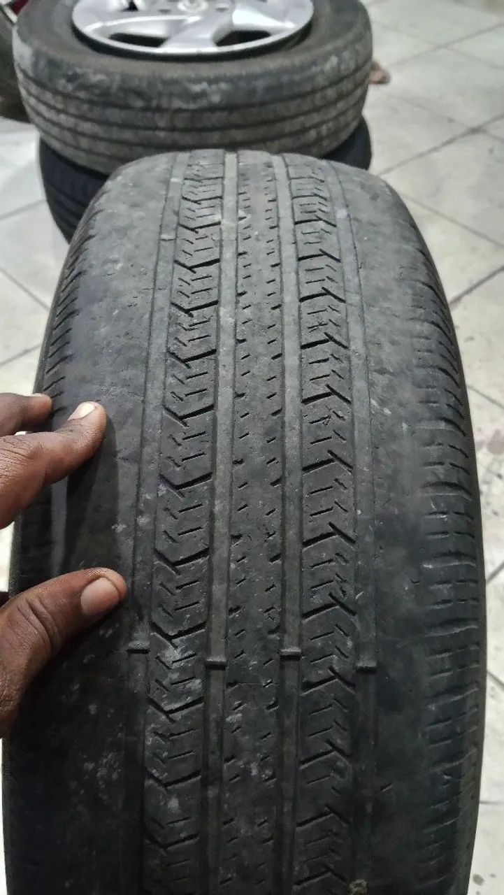 Pneu  215/65R16  - Foto 3