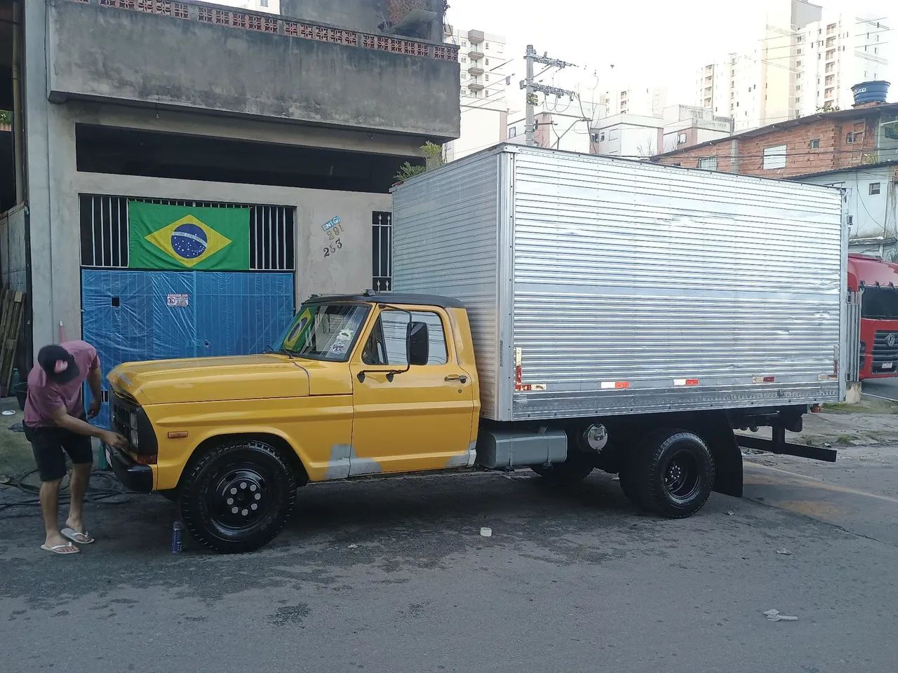 Ford F4000