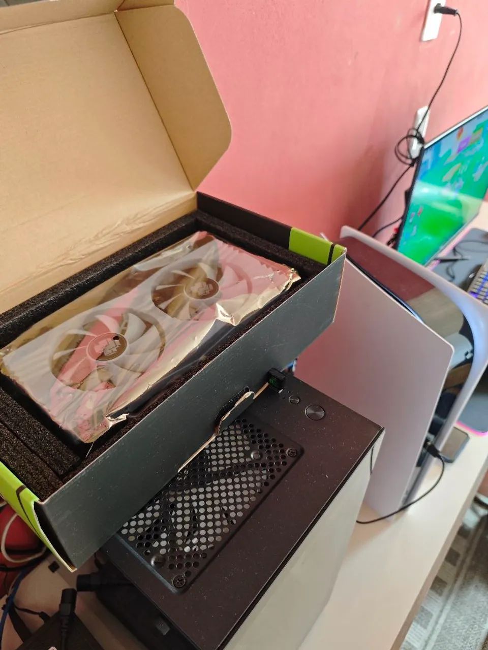 RX 580 8GB rodando tudo em Full HD 